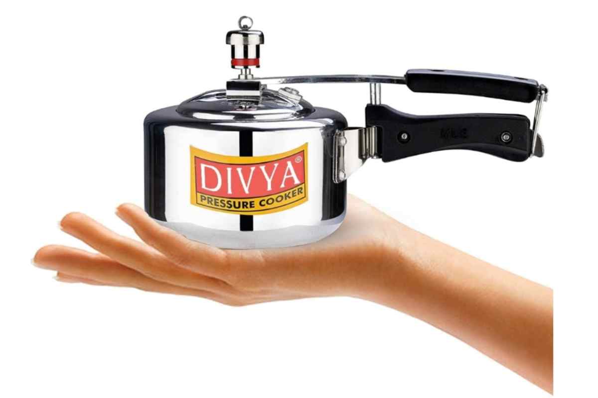 DIVYA 1L Flat Pressure Cooker